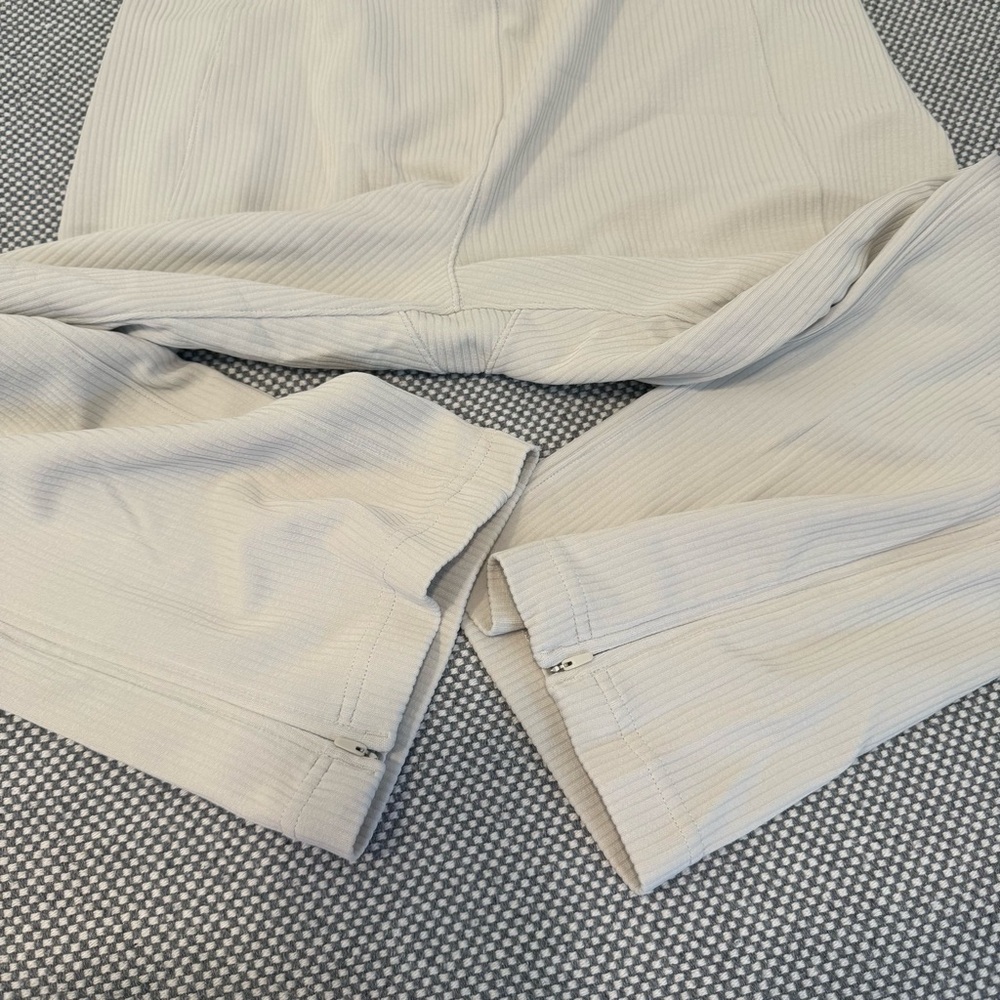 Lululemon Ribbed Softstreme Zip-Leg High-Rise Cropped Pants 25" Bone size 10 - Picture 8 of 12